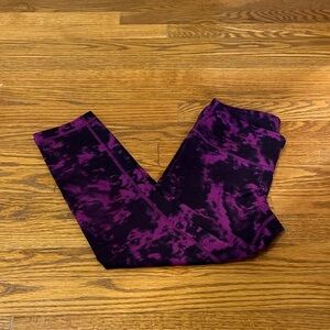 Lululemon Women’s Purple Tye Dye Leggings Size 6